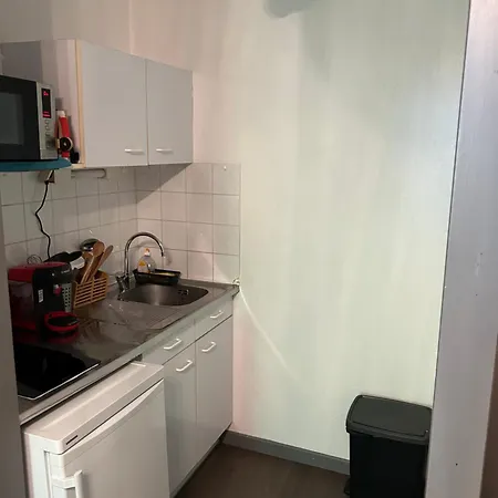 Confortable Centre-ville Apartment *